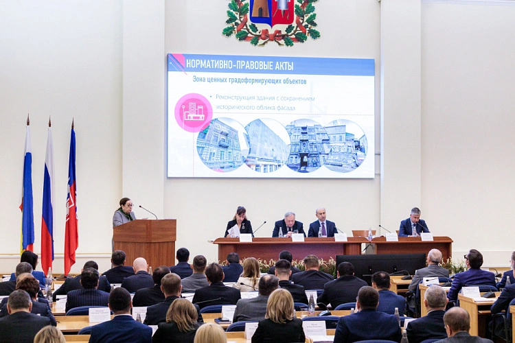 Фото: В Ростове депутаты гордумы единогласно признали работу Зинаиды Неярохиной удовлетворительной за 2023 год // фото - rostov-gorod 