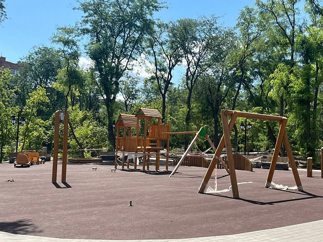 Фото: благоустройство сквера Пионерского // фото пресс-службы администрации Ростова