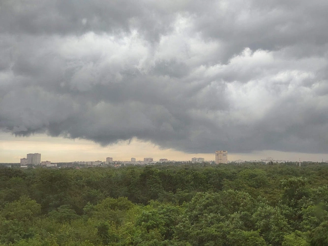 Фото: Тучи над Ростовом, кадр 1rnd