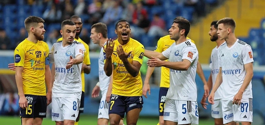 Фото: Матч "Ростова" и "Оренбурга"