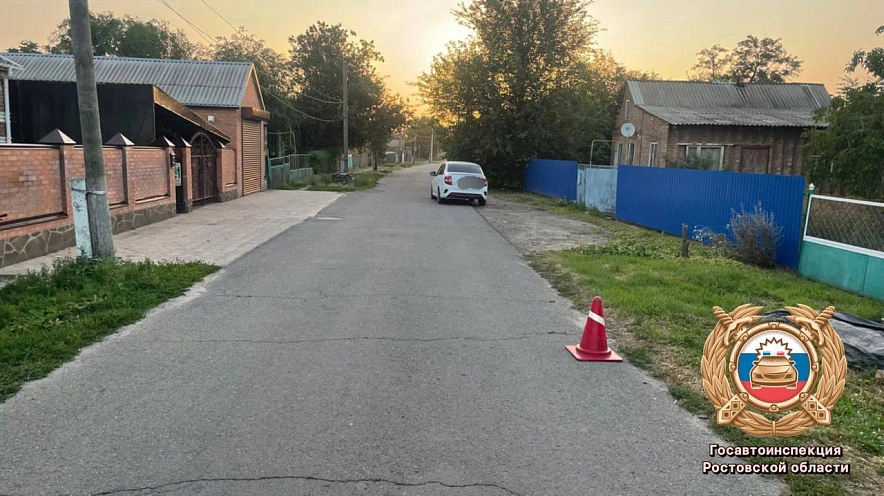 Фото: место аварии, в которой пострадал 3-летний ребёнок, кадр ГАИ РО