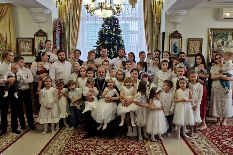 Фото: Семья Осяк Фото: правительство РО