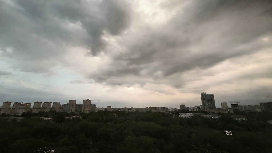 Фото: Ростов в грозу, кадр 1rnd