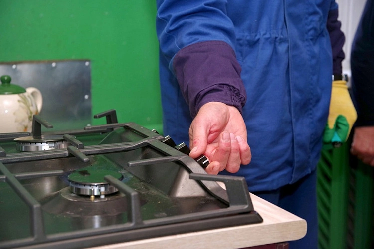 Фото: Проверка газового оборудования //фото: Газпром газораспределение Ростов-на-Дон: 