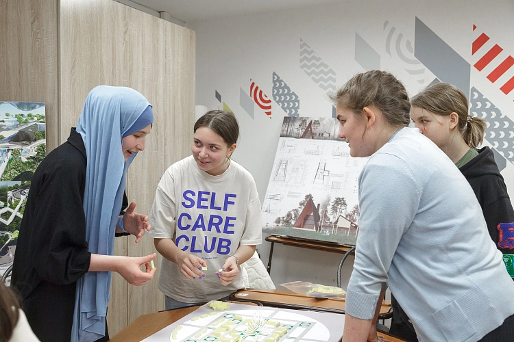 Фото: школьники Ростова и области смогут поступить в СУНЦ ЮФО // фото ЮФУ