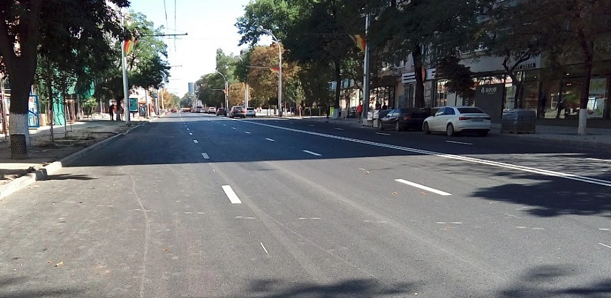 Фото: Большая Садовая сразу после ремонта в 2017 году, кадр из архива 1rnd