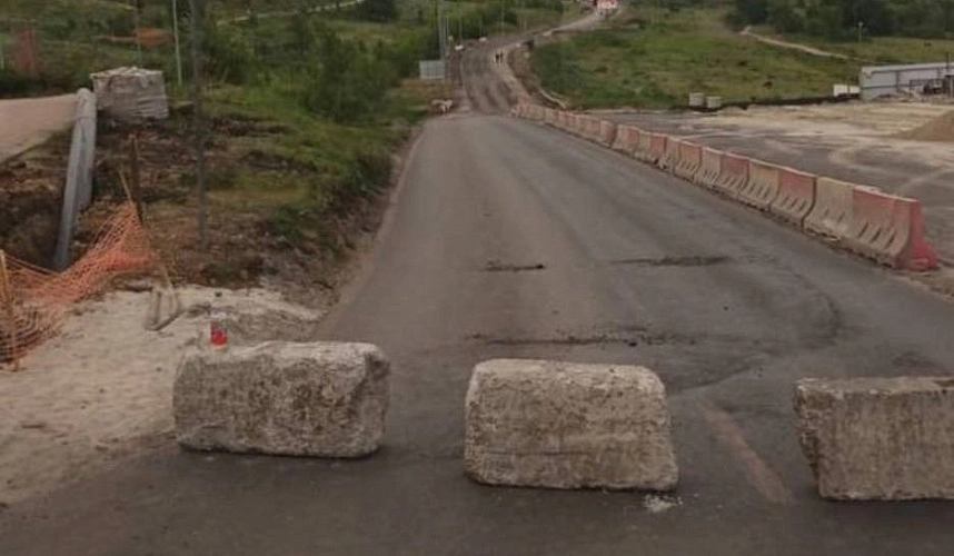 Фото: В Ростове собралась рекордная пробка на Вавилова из-за ремонта дороги, фото ТГ-канал "Тютина"