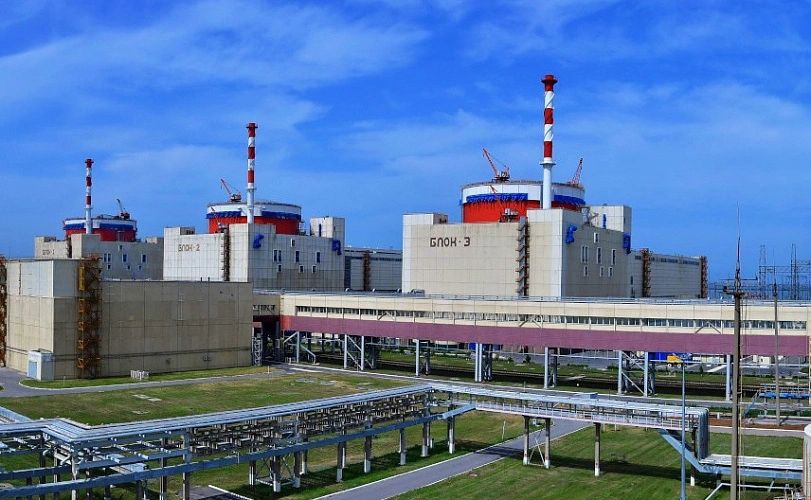 Фото: энергоблоки РоАЭС // кадры с сайта станции