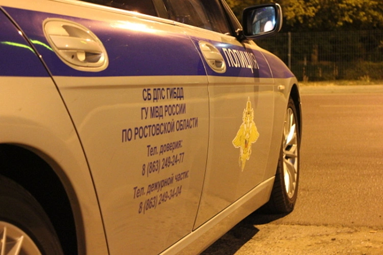 Фото: из публикаций 1rnd.ru и с места ДТП ( кадр УГИБДД РО)