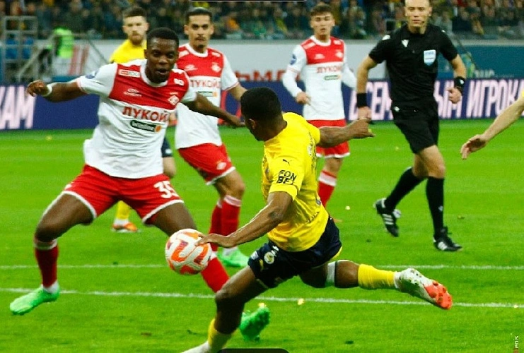 Фото: Матч "Ростов" - "Спартак" \\ кадры Дениса Демкова