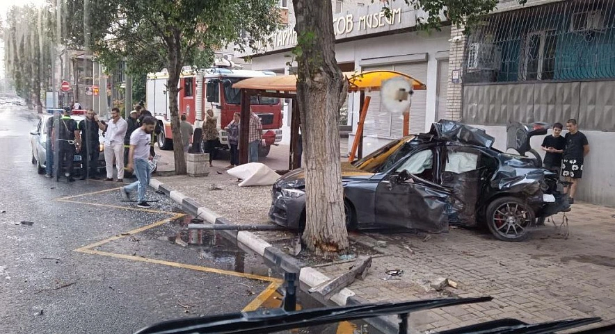 Фото: ДТП с остановкой на Советской, кадр ТГ Тютина