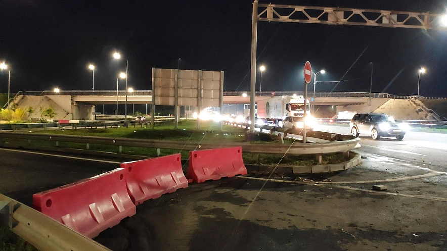 Фото: Заграждения на трассе М-4, кадр из архива 1rnd