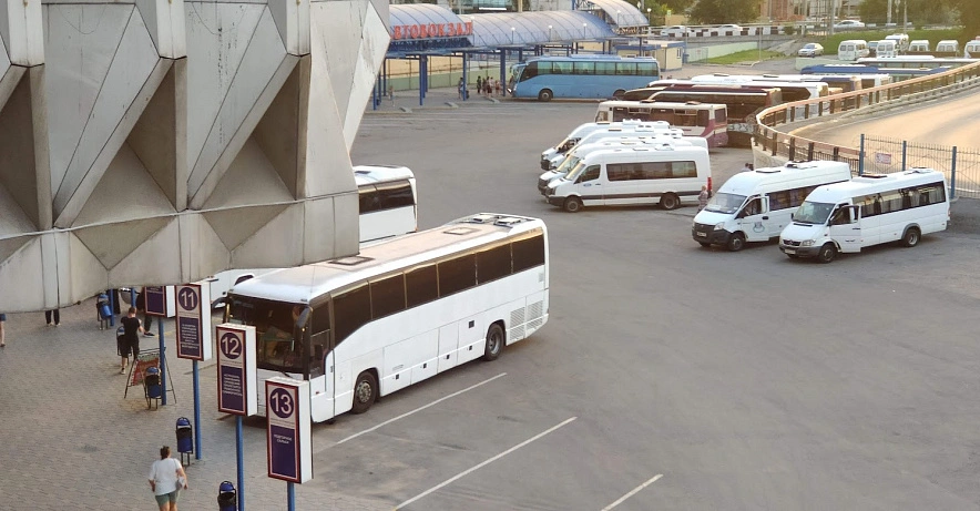 Фото: на главном автовокзале Ростова, кадр 1rnd