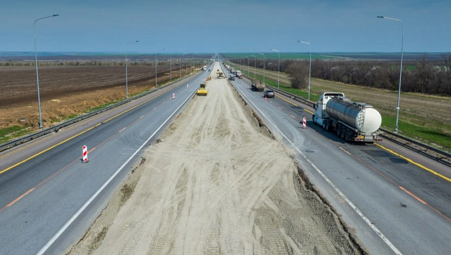 Фото: реконструкция М-4 в Ростовской области, кадр ГК Автодор