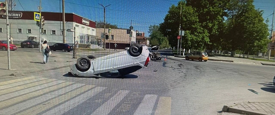 Фото: с места ДТП \\ кадр УГИБДД РО