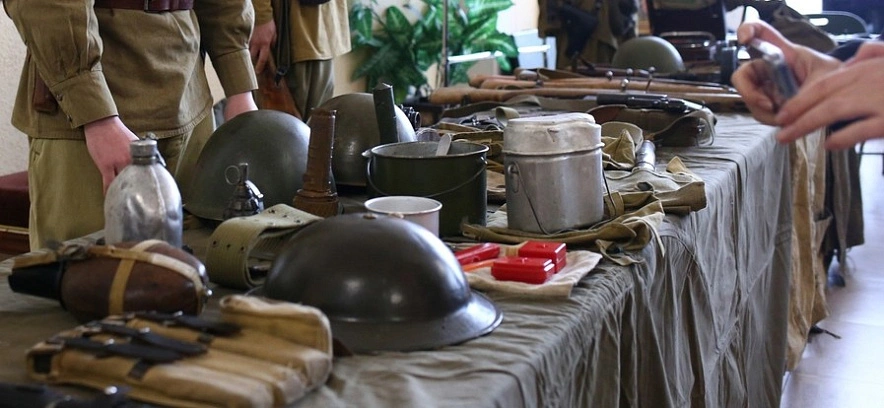 Фото: На выставке в честь 23 февраля в Ростове, кадр - соцсети мэрии