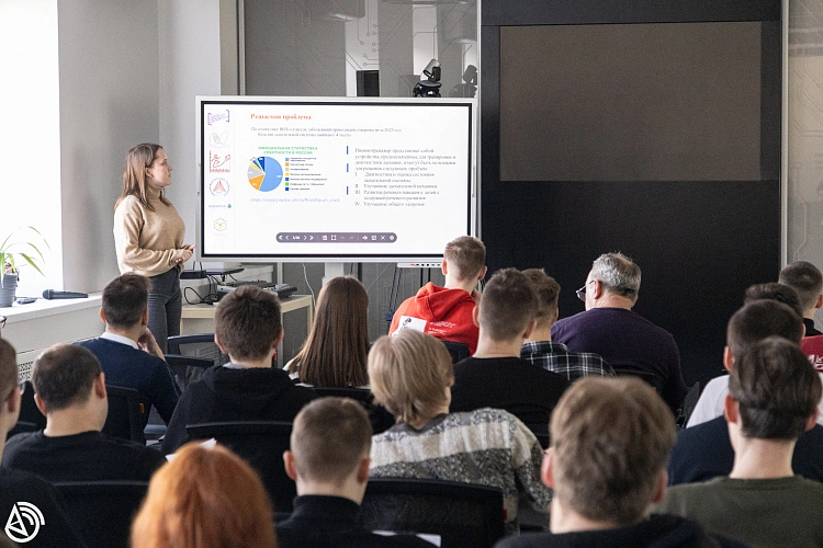 Фото: В ЮФУ разработали портативный пневмотренажёр для диагностики и тренировки функции внешнего дыхания, фото пресс-центр ЮФУ