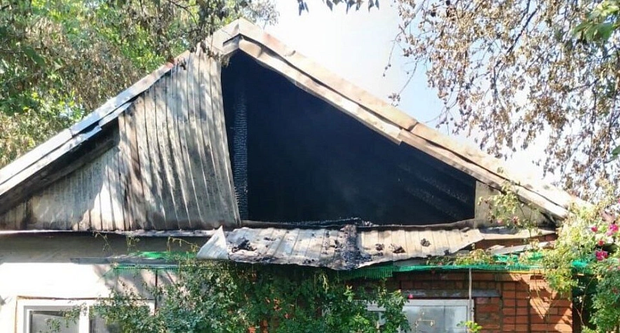 Фото: пожар из-за шуруповёрта // фото пресс-службы МЧС РФ по РО