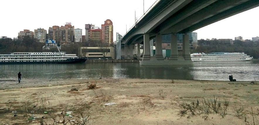 Фото: На левом берегу рядом с Ворошиловским мостом может вырасти высотный ЖК, кадр 1rnd