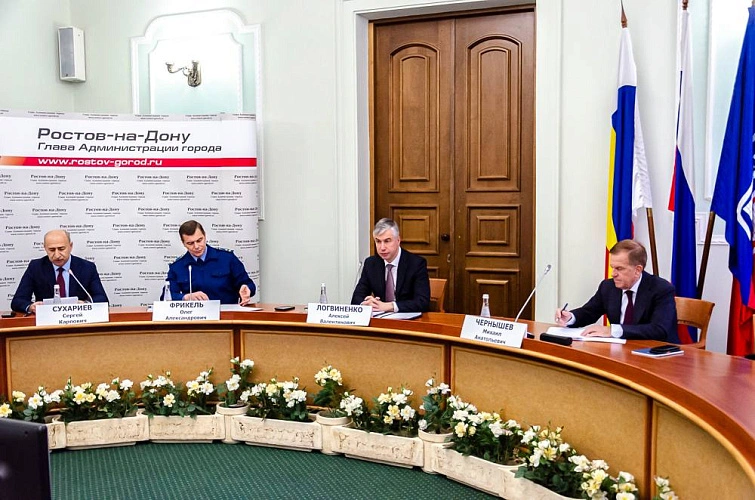 Фото: В Ростове обсудили готовность коммунальных служб к зиме // фото пресс-службы администрации Ростова