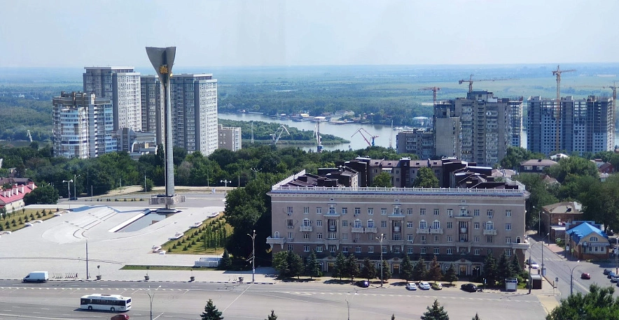 Фото: Театральная площадь с высоты колеса обозрения, фото 1rnd