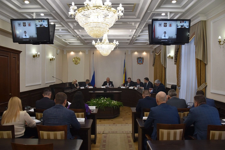 Фото: В Ростовской области заключат контракты на ремонт дорог до 1 апреля, фото - сайт правительство РО