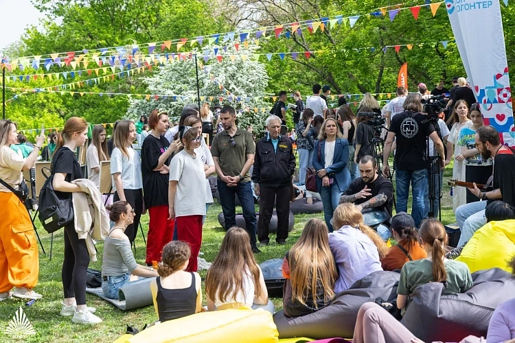 Фото: Субботник и экофестиваль в ботсаду ЮФУ, кадр пресс-службы