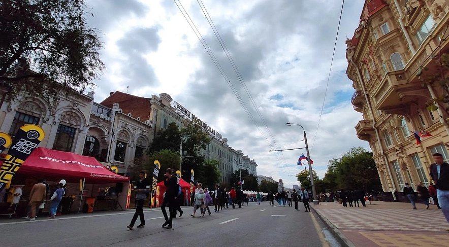 Фото: Облака над Большой Садовой, кадр 1rnd