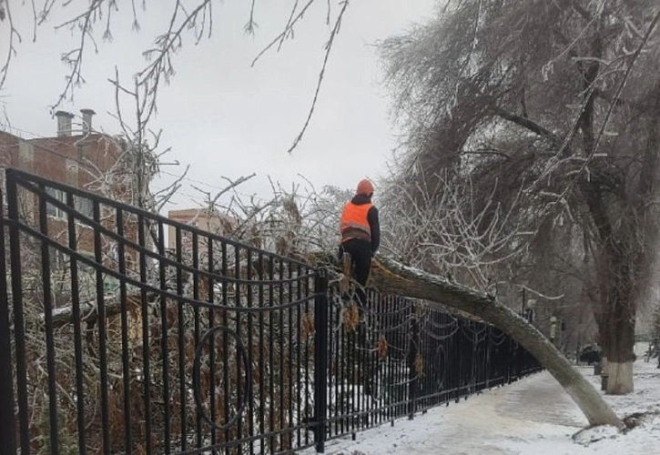Фото: непогода в Аксае \\ фото из соцсети