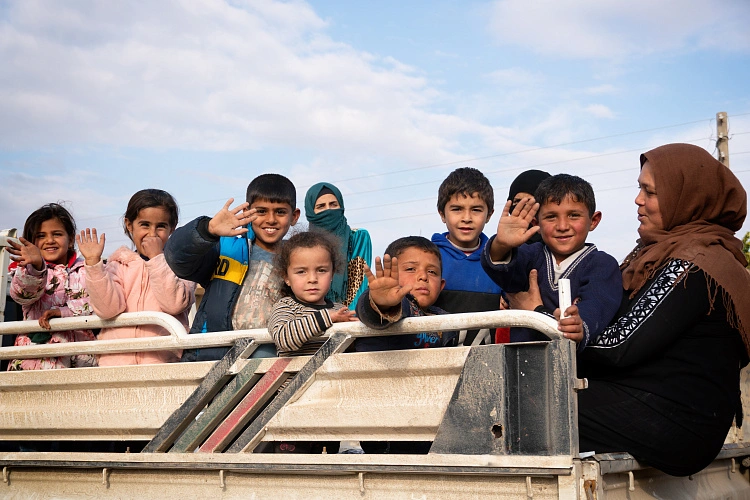 Фото: В Ростовской области открыли сбор гуманитарной помощи для детей из Сирии, фото - 1rnd