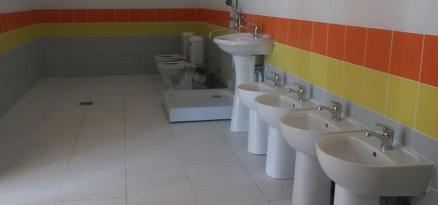 Фото: Недостроенное здание детского сада, кадр ПРО