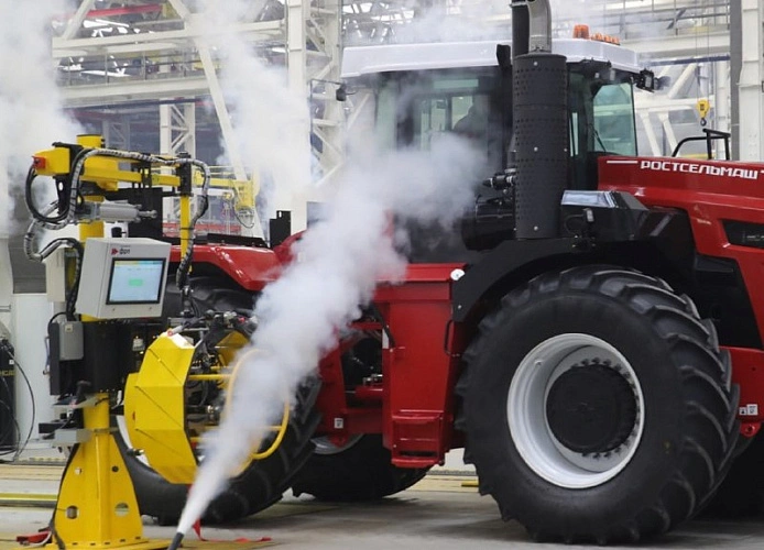 Фото: Открытие тракторного завода в Ростове \\ кадры пресс-службы губернатора РО