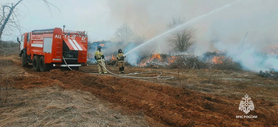 Фото: учения МЧС \\ кадры ГУ МЧС РФ по РО