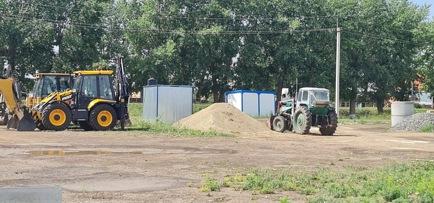 Фото: работы по нацпроекту в п. Целина // кадр 1rnd.ru