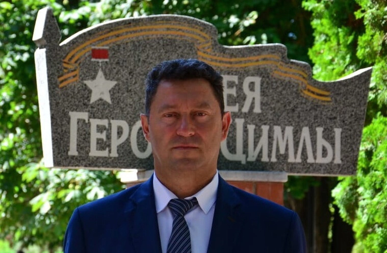 Фото: Глава администрации Цимлянского района не успел оказаться в зоне СВО из-за ареста по подозрению в коррупции // фото - страница ВК