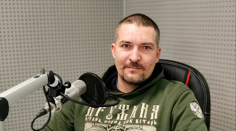 Фото: Политолог и военкор Алексей Живов , кадр Радио Крым