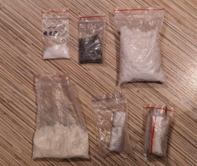 Фото: часть изъятых синтетических наркотиков // фото: пресс-служба донского главка МВД