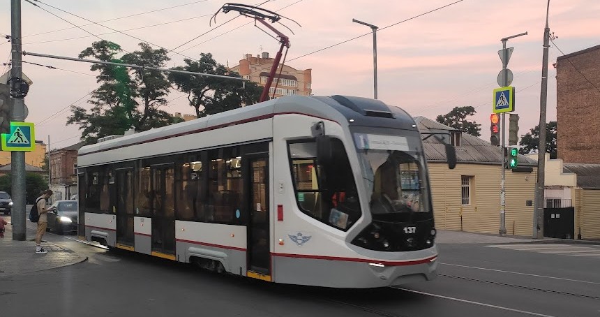 Фото: Трамвай на улице Станиславского в Ростове, кадр 1rnd