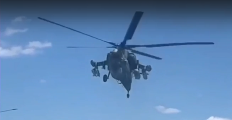 Фото: Вертолёт, оборвавший ЛЭП под Ростовом, кадр очевидца