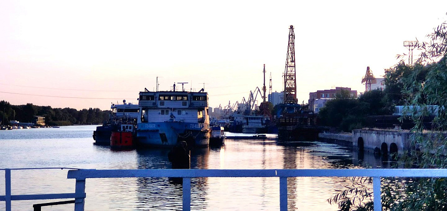 Фото: Корабли на Дону в районе Зелёного острова, кадр 1rnd