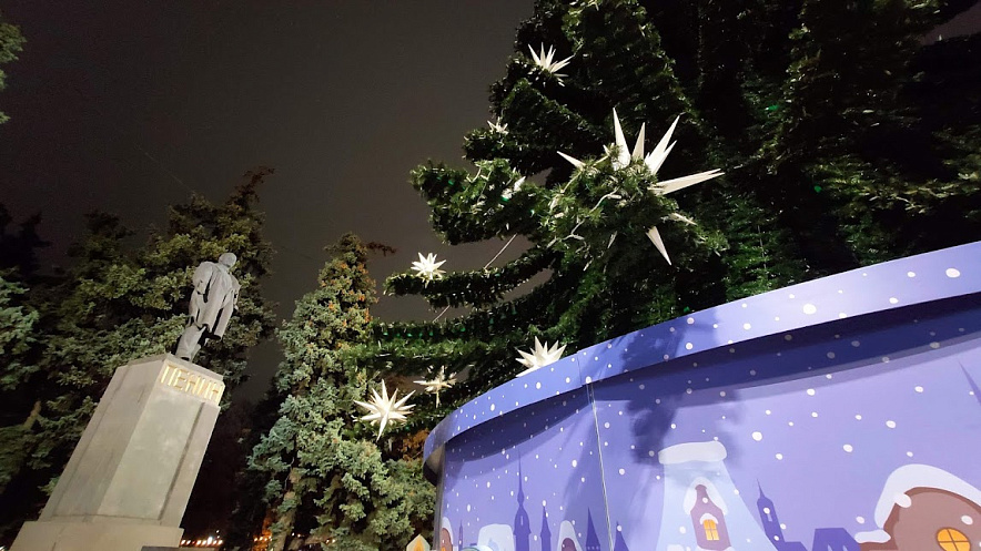 Фото: Новогодняя ёлка в Ростове, кадр 1rnd