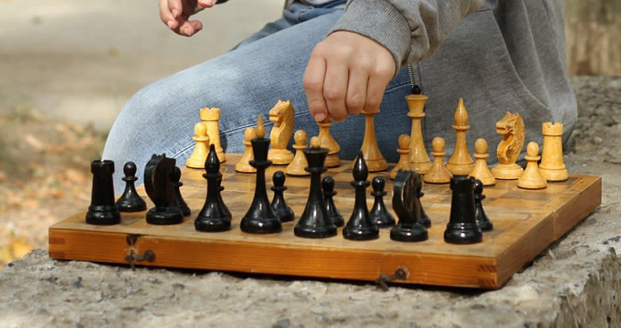 Фото: Шахматная доска с фигурами, фото предоставлено РУМЦ ЮФУ
