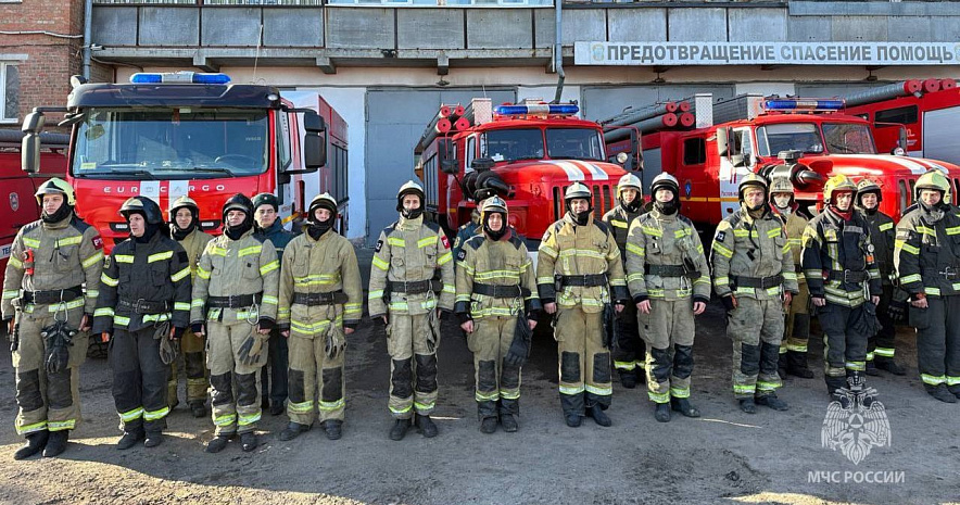 Фото: Пожарные МЧС Ростовской области, кадр пресс-службы ГУ МЧС РФ по РО