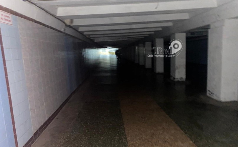 Фото: отключение света в переходе на Будённовском в Ростове Фото: отключение света в переходе на Будённовском в Ростове