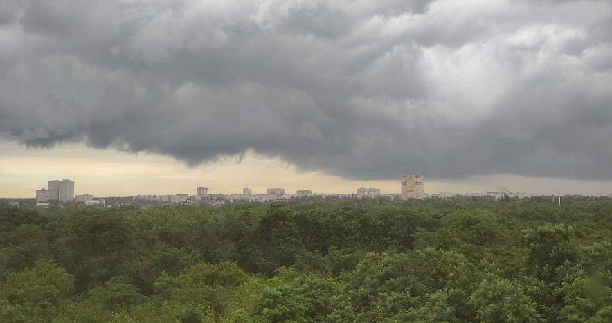 Фото: Грозовые облака над Ростовом, кадр 1rnd