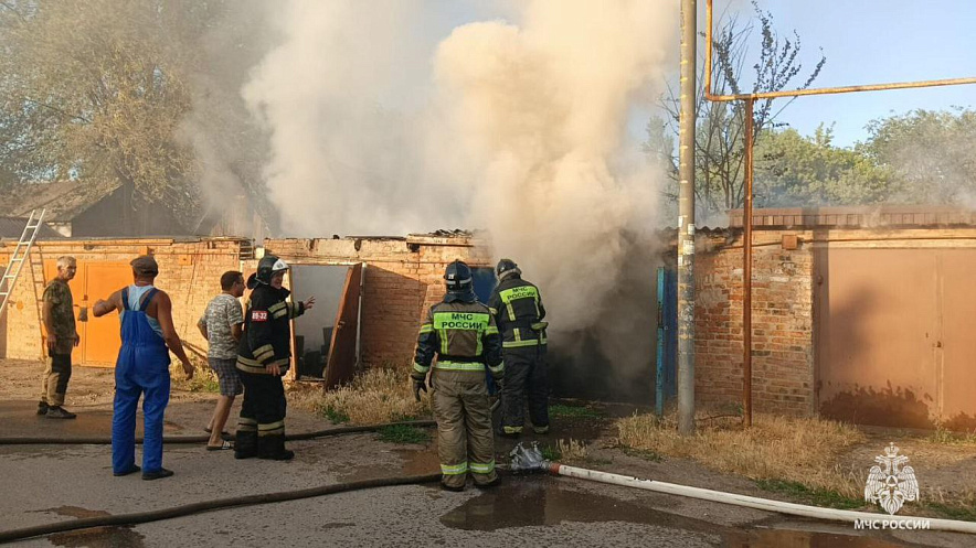 Пожар в азовском районе сегодня