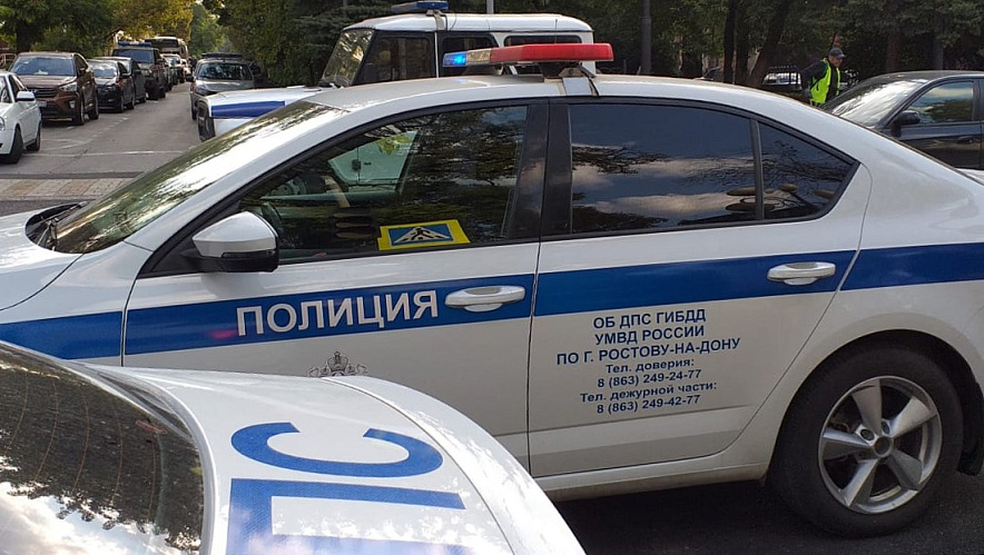 Фото: Машины полиции в Ростове, кадр 1rnd