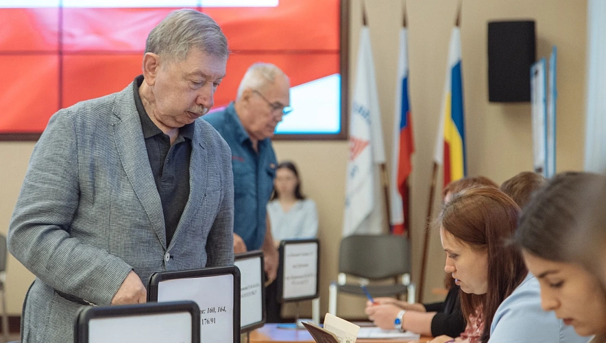 Фото: На избирательном участке в Ростовской области, кадр ИК РО