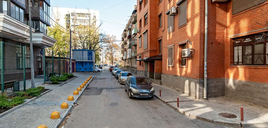 Фото: Улица Адыгейская, на которой появятся платные парковки / Яндекс.Карты