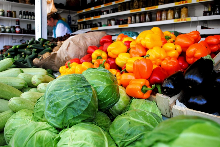 Фото: Центробанк объяснил причины взлёта цен на овощи и фрукты в Ростовской области // фото архив 1rnd